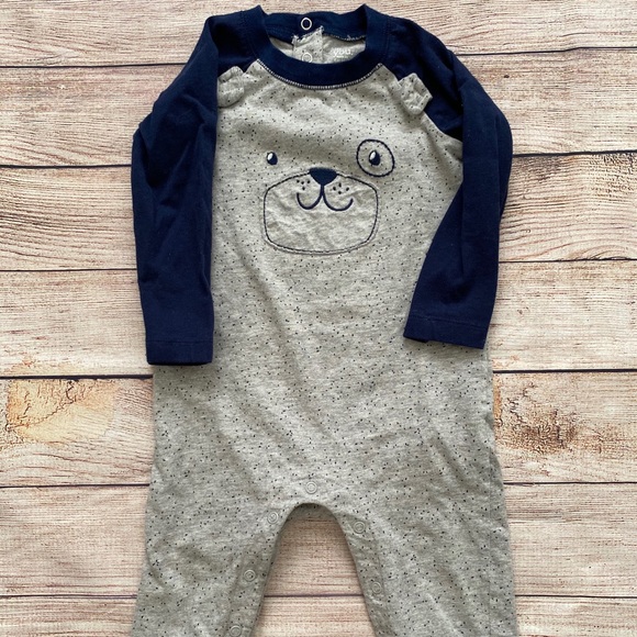 Carter’s Onesie 🐶 - Picture 1 of 1